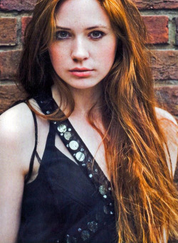 fuckyeahhotactress:  Karen Gillan