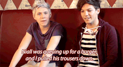 punctured-hearts:  oone-direction:  erm-sobasicallyx:   oh niall.