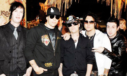 High Voltage Avenged Sevenfold.