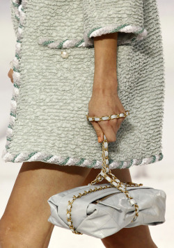 perfoliate:  chanel ss12 