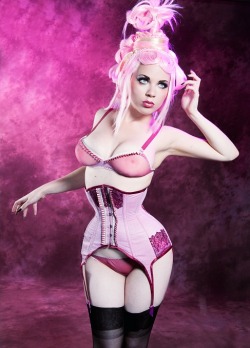 underbust:  Pink is a wonderful colour.
