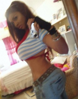 badbroads:  http://badbroads.tumblr.com/ TJ’s *****Monday Madness*****