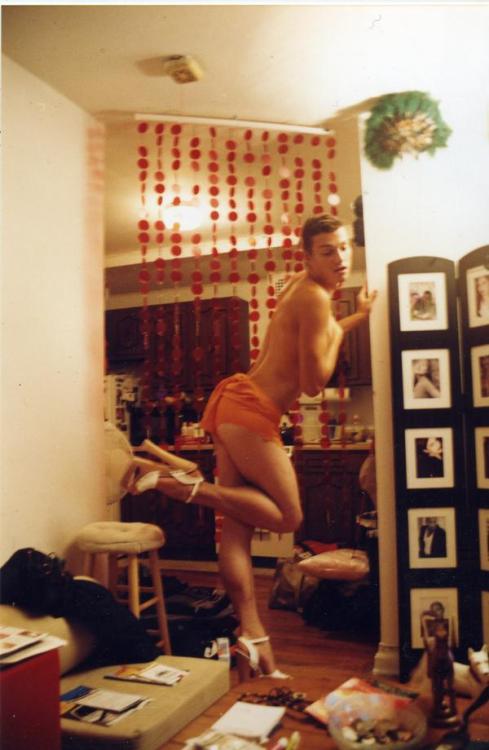 Ooo… bois in heels!