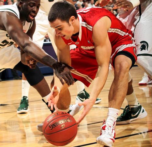 Ohio State’s Aaron Craft…pits, biceps, and muscled legs!!