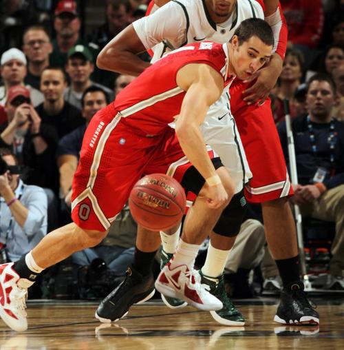 Ohio State’s Aaron Craft…pits, biceps, and muscled legs!!