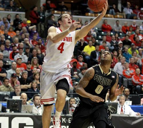 Ohio State’s Aaron Craft…pits, biceps, and muscled legs!!