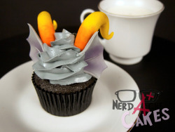 nerdachecakes:  Let me tell you about Homestuck cupcakes.  They