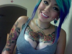 becoming-tgirl:  i love her hair, tatoos, and SMILE !! 