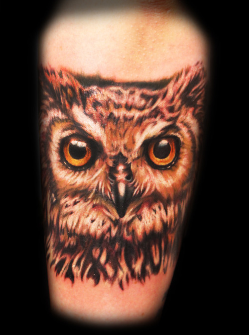 fuckyeahtattoos:  I just had the opportunity to work on this piece today.  My client and i bonded over our mutual love of owls.  I am so excited to have had a chance to do such a fun piece on such a great client!