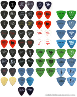 dutchdeftones:  Deftones guitar picks.