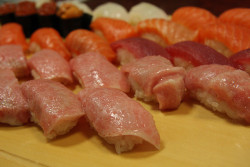 japanlove:  Toro - Best Evar by LeeLeFever on Flickr.