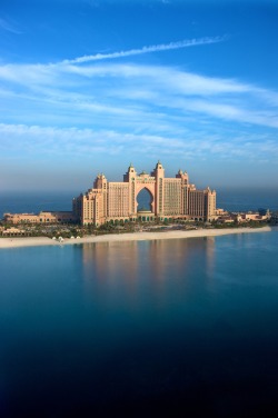 earth-ism:  r4dicalnotion:  Atlantis, Dubai  been there. so fun