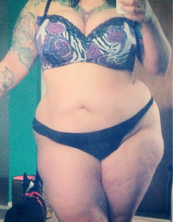 spoonringguy:  kittiecupcakes:  Feeling good today   Nice!