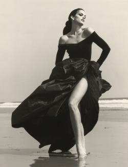 hotparade:  Herb Ritts - Cindy Crawford 