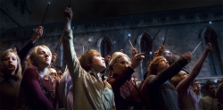  Wizards raising their wands when Dumbledore dies, the people