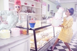 pretaportre:  Cake Makers – Masha P and Anna I make sweet confections