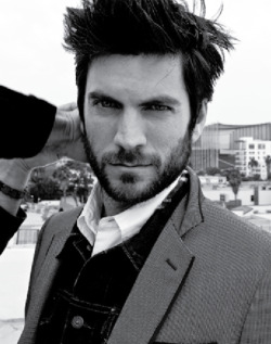 drawing-bored:  well, hello there, wes bentley. 