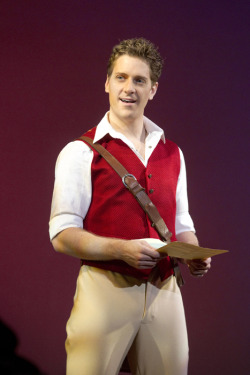 wickedgallery-blog:  Andy Kelso (Fiyero) 