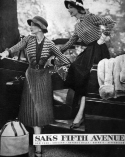 theniftyfifties:  Fashion for Saks Fifth Avenue, Vogue US, 1951.