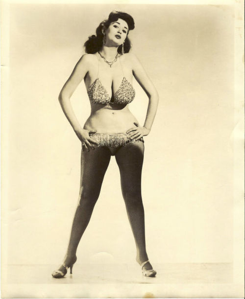 tumblr photo burleskateer 0