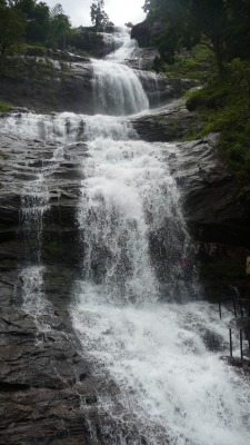 clitography:  Kerala, India  conturbante cascata escheriana