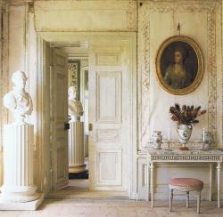 a-l-ancien-regime:  Gustavian Style Interior  (Lars Sjöberg’s