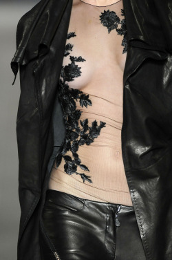 phe-nomenal:  Alexander McQueen Spring 2009 rtw 