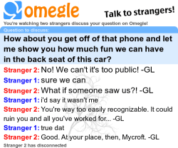 nerdomanytrades:  Spying on strangers  I’m giggling trying