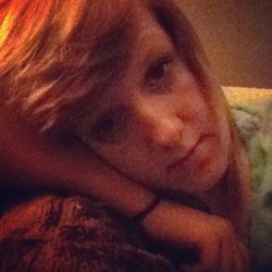 Lazy. #girl #ig #follow #instagram #like #iphoneography  (Taken