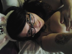 notquiteapinup:  anyone want to *hop* into bed with me? even