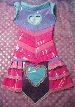 magicalulala:  A pic of the top and the skirt I have made for