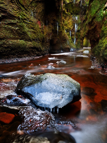 milicentbrovovich:  heresjohnnyinjapan:  The Devil’s Pulpit , Finnich Glen, near Killearn, Scotland  This is LUSH. 