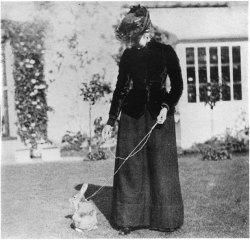 seasincarnadine:  Beatrix Potter, aged 25, with rabbit, Benjamin