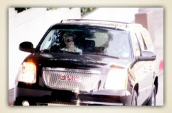 gagadi:  Lady Gaga leaving The Chateau Marmont in Los Angeles