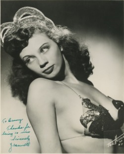 burlyqnell:     Jeannette     Vintage 50’s-era promo photo