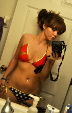 ariannaprince:  My new Wonder Woman bathing suit. I’ve wanted