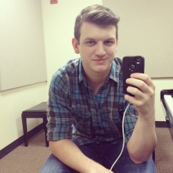 youllhavetoswingit:Just waiting for advisement. #mirror #plaid