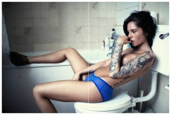 Hot Girls Inked