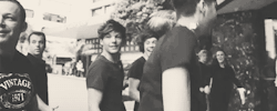 harryscockinboobearsbuttocks:  louis, your hand… 