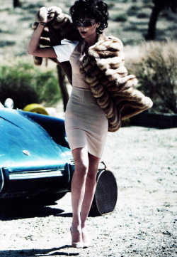 aintyourforte:  Victoria Beckham by Alexi Lubomirski | Vogue