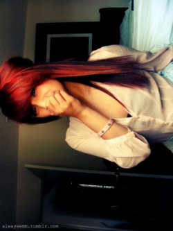 alwaysemm:  My new red huuur(;  Rebloggg? 