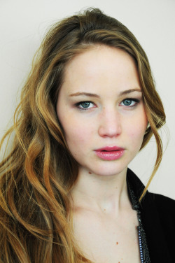 suicideblonde:  Jennifer Lawrence In Talks For ‘Glass Castle’