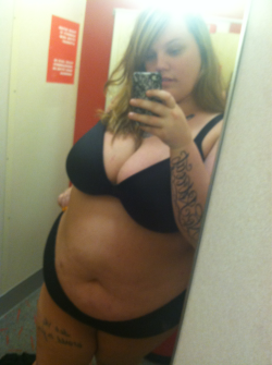 melissaannandthecool:  If trying on the fatty clothes at target