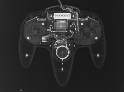 babosos:  X-Ray Video Game Contollers 