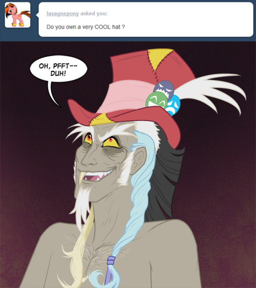 discorderlyconduct:  HATS HATS HATS  Okay, I’m not into Ponies but I REALLY like this humanization.