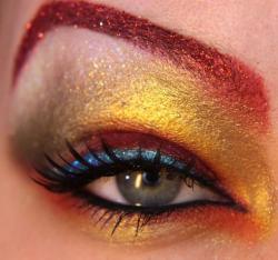 icoulduseinsouciantmaybe:  thundercalls:  Make-up inspired by