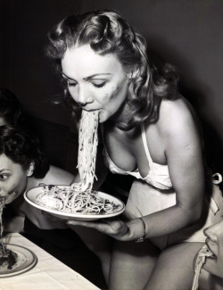 livenudefood:  #Geene Courtney #Spaghetti Swooshing Queen #1948