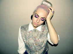 livinglifejustthewayitis:  Follow me :  livinglifejustthewayitis :)