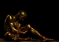 serpentine913:  Gold Dust + Photographer Mike Steegmans 