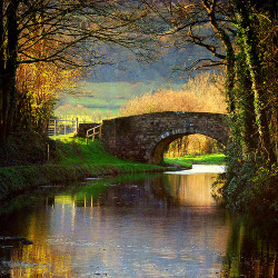 bluepueblo:  Brecon Canal, Monmouthshire, Wales photo via things